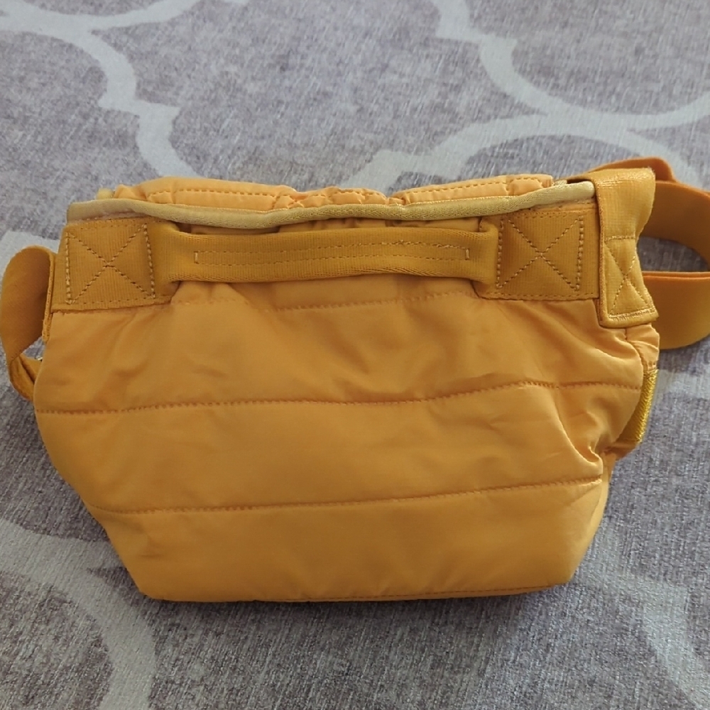 Yellow 💛 Herschel Supply Company Orange Belt Bag with Adjustable Strap - Picture 4 of 10